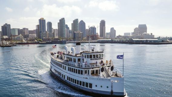 San Diego: Champagne Brunch Cruise  with Dessert Buffet