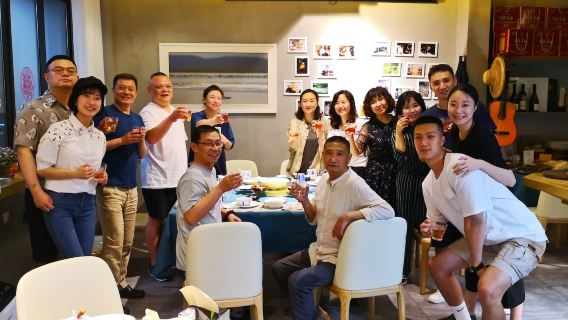 Eatwith-Chengdu-Transform national banquet dishes into Sichuan street snacks with a master.