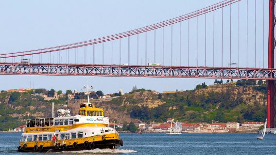 Lisbon: Hop-on Hop-off Boat Tour by Yellow Boat