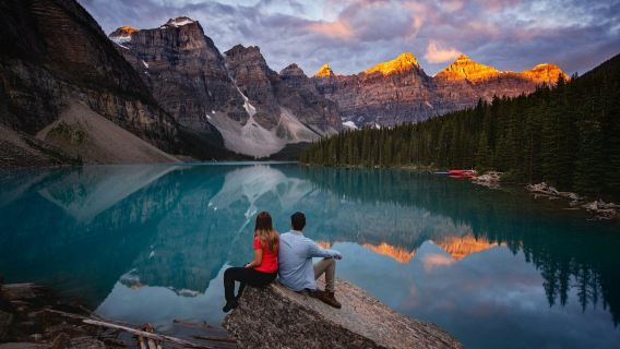 Banff National Park: Guided Day Tour from Calgary