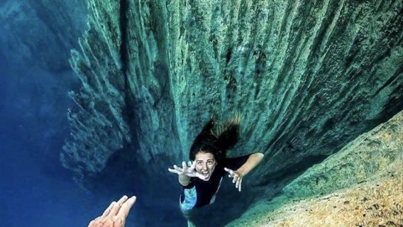 Philippines Coron Island Hopping Tour Route B | Barracuda Lake + Smith Beach + Lunch + Pickup