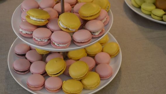 Paris: Macarons Class, Teatime and To-Go Box