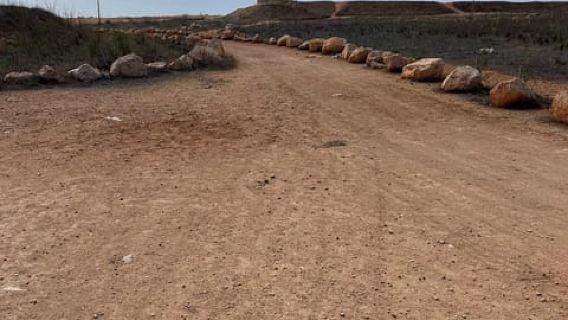 Malta, Il-Majjistral Nature Park: Hiking and Outdoor Yoga