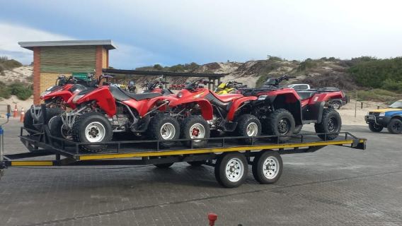 Città del Capo: tour di un giorno intero in quad e fattoria degli struzzi