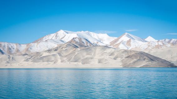 帕米爾高原+白沙山-白沙湖設施+喀拉庫勒湖設施一日遊包車純玩