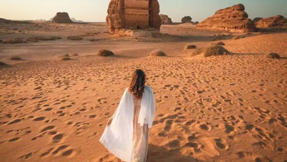 埃爾奧拉出發：馬拉亞音樂廳+黑格拉+大象岩【中文專車】