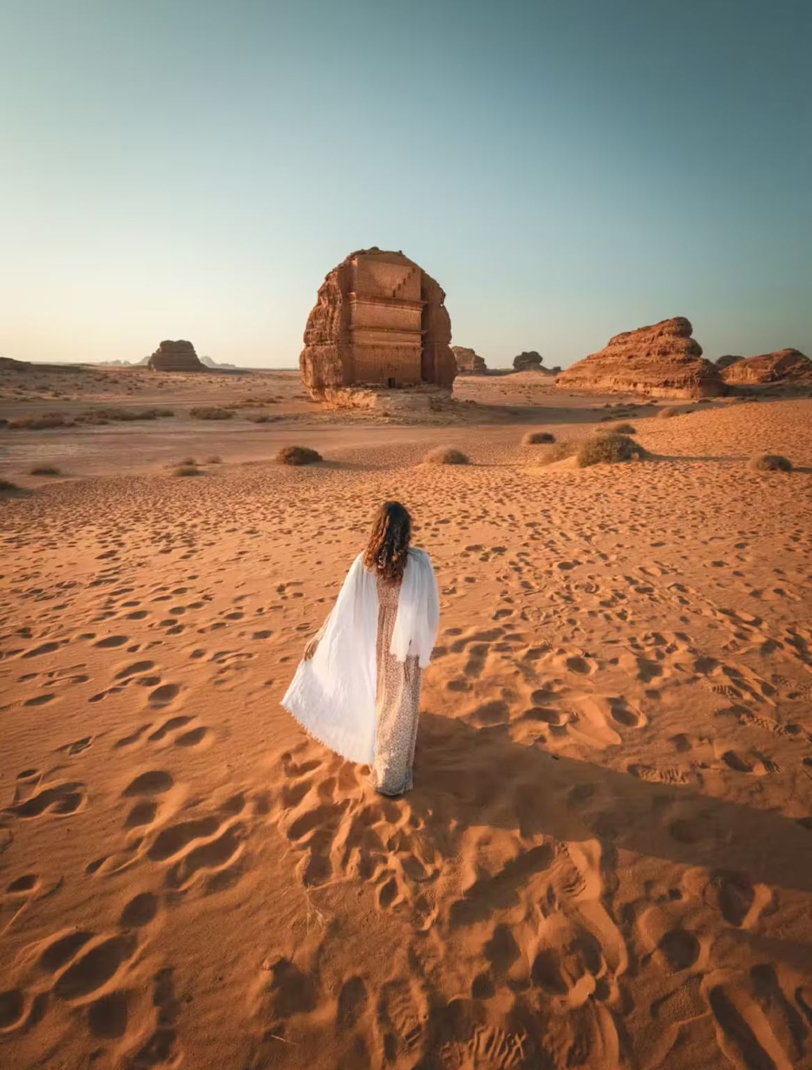 埃爾奧拉出發：馬拉亞音樂廳+黑格拉+大象岩【中文專車】