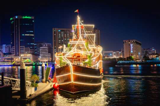 Dubai Creek Night Cruise - Creek Route (Three-Deck Boat) with Optional Afternoon Session/Night View 