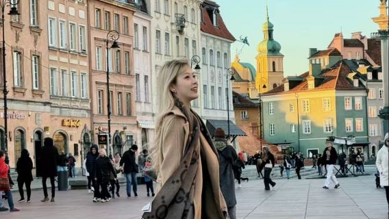 Warsaw Old Town + Copernicus Statue + Holy Cross Church + Marie Curie's Former Residence 1-day tour