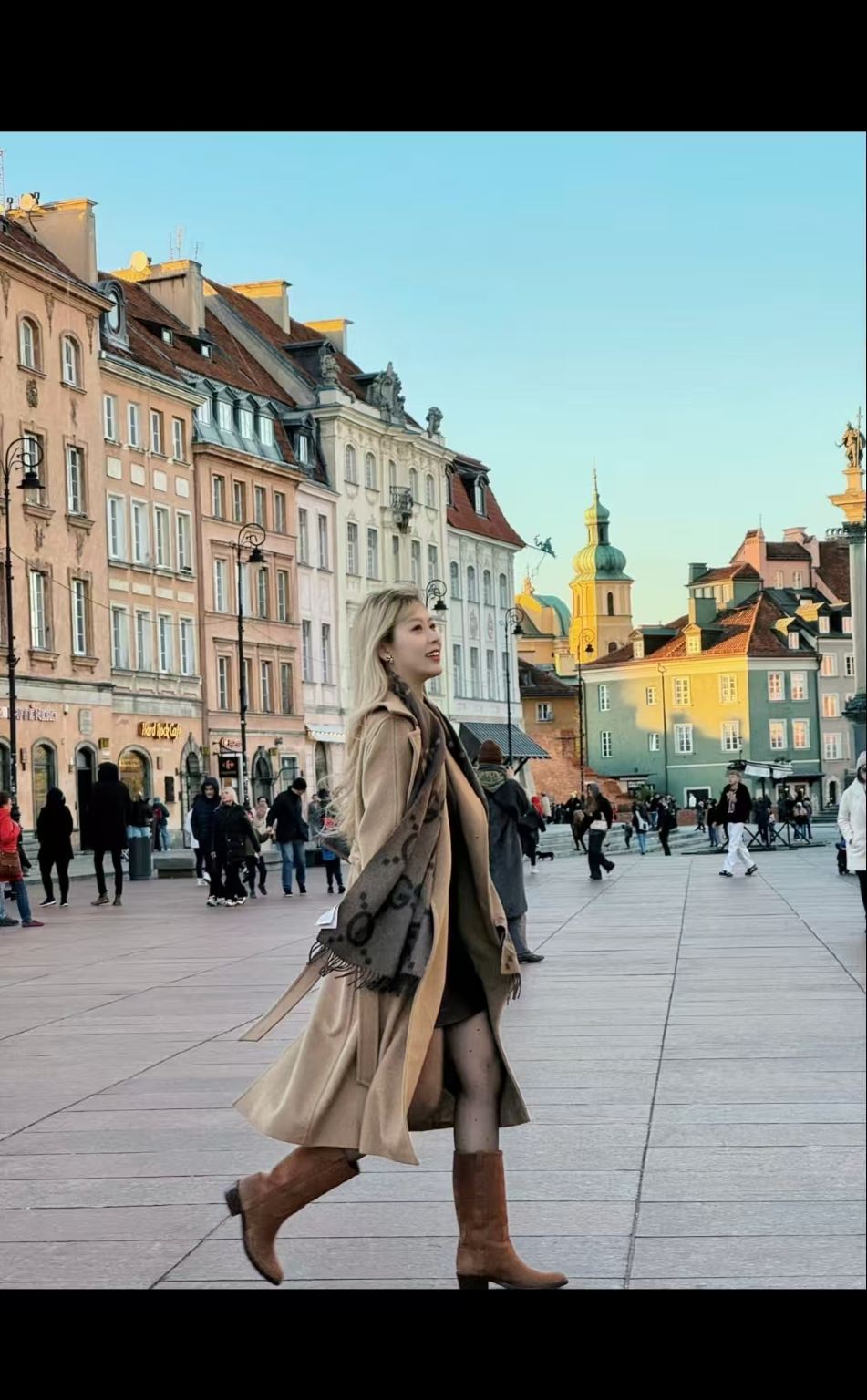 Warsaw Old Town + Copernicus Statue + Holy Cross Church + Marie Curie's Former Residence 1-day tour