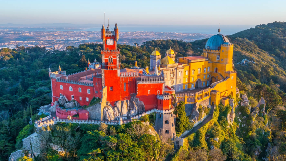 ペーナ宮殿+レガレイラ宮殿+地獄の口+ロカ岬ワンデーツアー【貸切チャーターサービス】