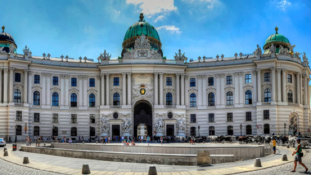 奧地利維也納-國家圖書館-茜茜博物館【中文包車自由行】