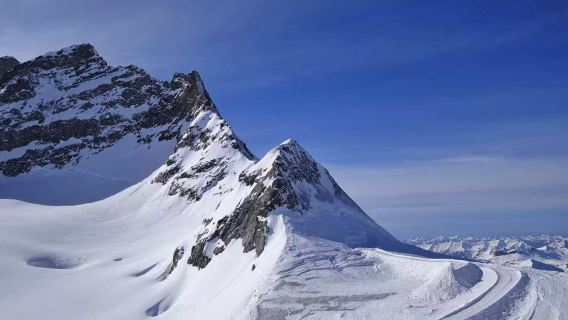 Chinese-speaking group 1-day tour to Jungfraujoch with optional departure from Zurich/Lucerne/Interlaken