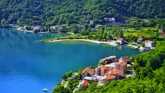 1-day private chartered tour to Kotor, Durmitor National Park and Podgorica in Montenegro