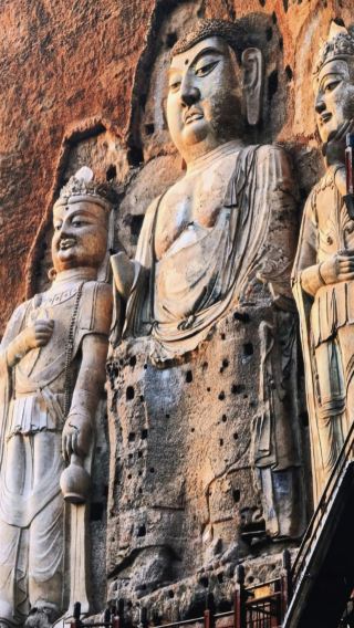 Xi'an: Maijishan Grottoes & Fuxi Temple Private Day Trip by Bullet Train
