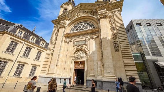 Visite guidée du Vieux Lyon à Bellecour avec un guide local - Français