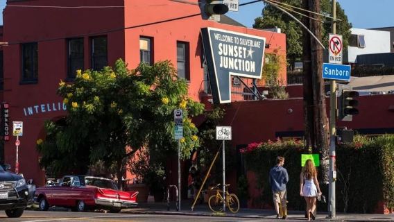 Silver Lake Food Tour with Comedian Foodie Guide!