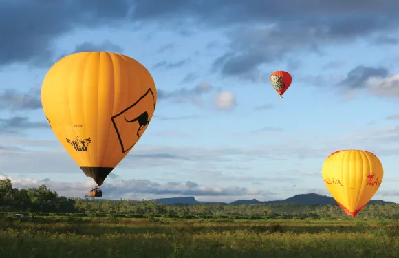 開恩茲Hot Air熱氣球看日出40-60分鐘熱氣球體驗（含稅費+可選酒店接送）