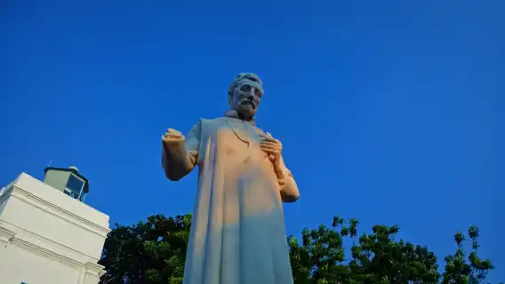 馬六甲夜間遊覽 (含遊船及三輪車體驗) – 共享或私人導覽選項