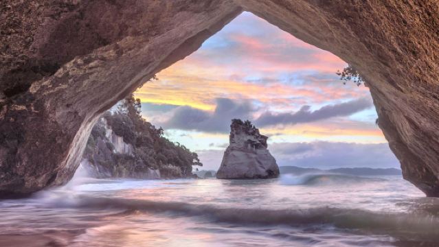 Excursión de día completo por la península de Coromandel y la Catedral Cove en Nueva Zelanda con traslado de ida y vuelta desde Auckland