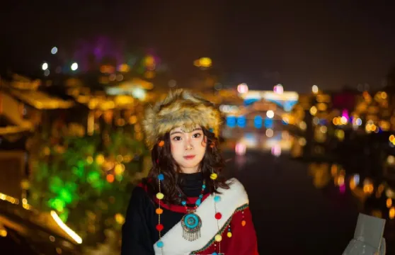 益陽Trip Moments【婚禮跟拍 街拍 抓拍 航拍 攝影錄影/多語言翻譯/底片全送/動作指導】