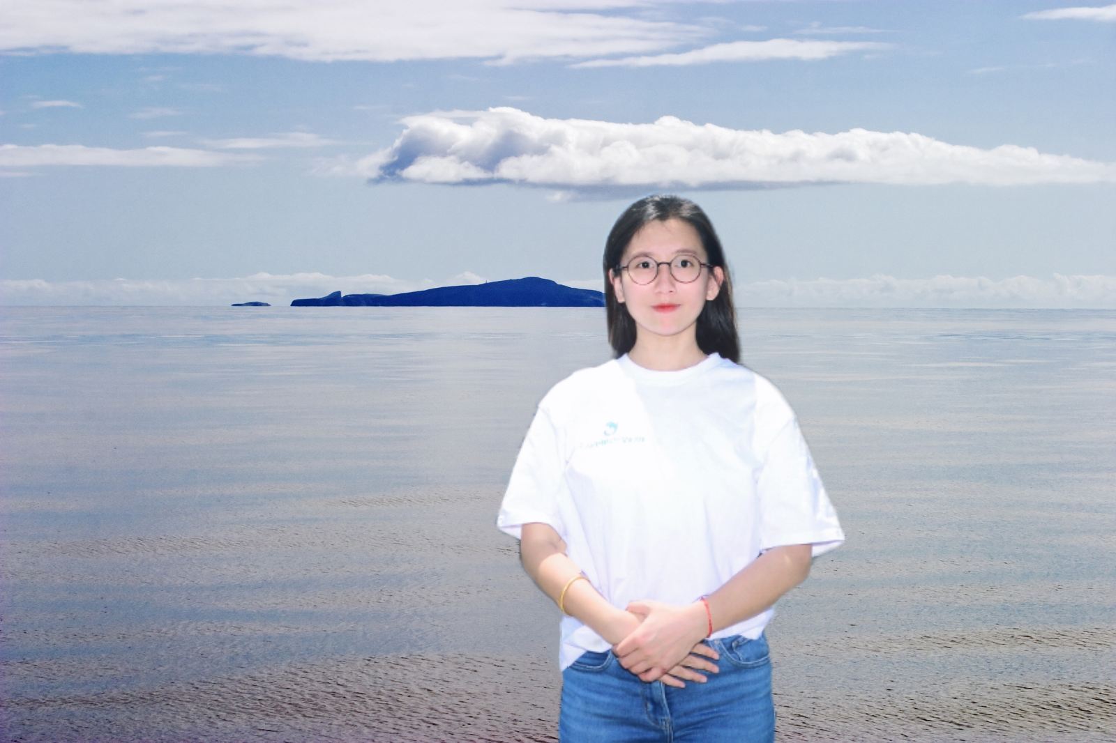 In-depth live guide tours around Suzhou's Taihu Lake, Guangfu, Dongshan, Xishan, Suzhou gardens, museums, and ancient towns