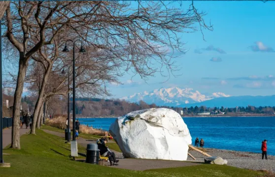 蘭里堡尋蹤＋坎貝爾公園漫步+白石鎮棧橋與海灘：溫哥華包車遊
