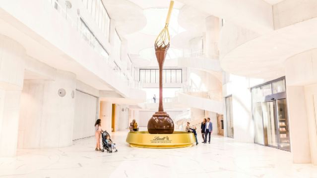 Lindt Home of Chocolate: Choco-Deluxe Guided Tour in English