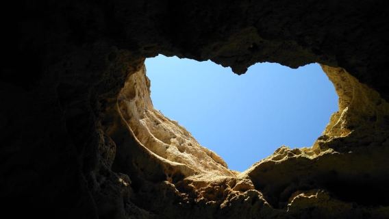 Từ Portimão: Tham quan Hang Benagil & Bãi biển Marinha bằng thuyền