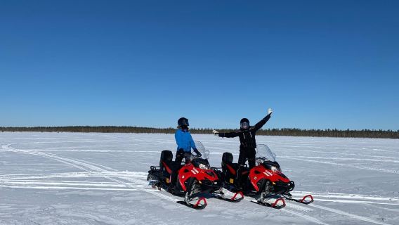 Easy Snowmobile Safari - 1 Hour