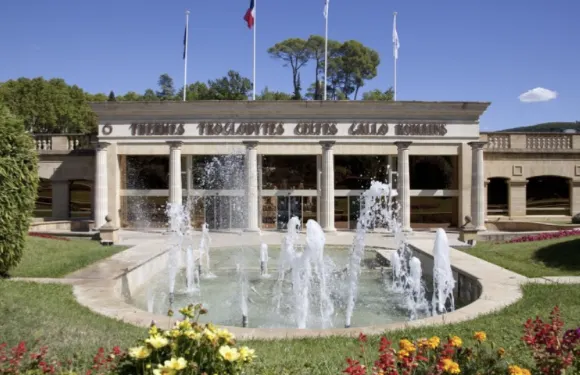 【尼斯出發】南法風情1日度假遊｜法國第三大溫泉小鎮+陶瓷小鎮