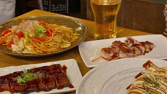 Tenshi Ristorante: prenota un tavolo in questo tesoro nascosto di Londra, Inghilterra, Regno Unito. Cucina giapponese, Izakaya, Yakitori e specialità gastronomiche. Prenotazioni.