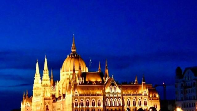 匈牙利布達佩斯-漁人堡-馬加什教堂-布達城堡區-中文私享行