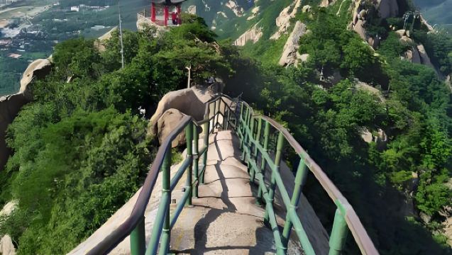 Lawatan Sehari Gunung Phoenix [Jelajah Sempadan Dandong - Mendaki Gunung Phoenix yang Terkenal - Setiap Langkah Menawarkan Pemandangan Baru]