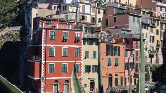 佛羅倫斯出發比薩斜塔&五漁村一日遊（中文導覽）不含門票