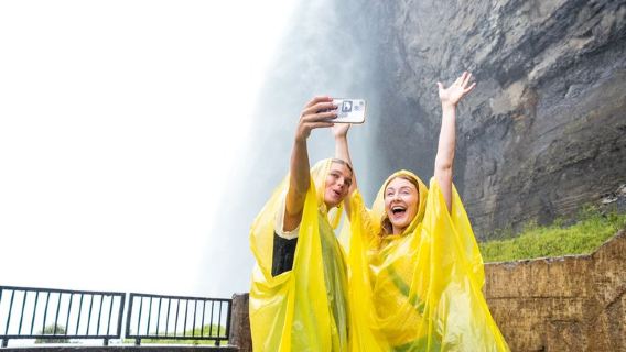Best of Niagara Falls Canada Premium Tour: Behind Falls and Boat