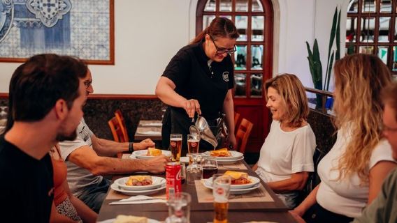 Autentisk Porto madtur i lille gruppe med lokale smagsprøver