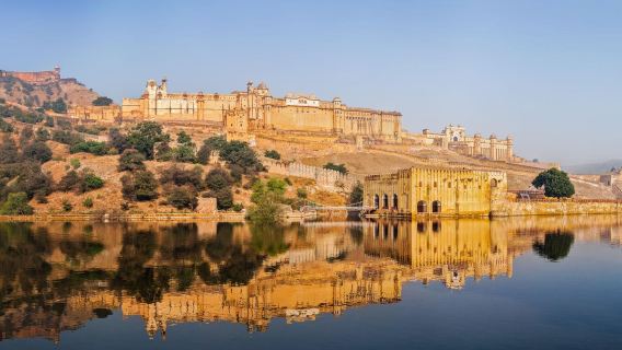 Jaipur Heritage & Shopping Tour with Amber Fort and Johari Bazaar