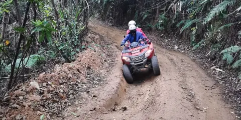 廣東廣州白雲區山點水越野俱樂部【團建首選/廣州周邊遊/刺激越野車體驗】