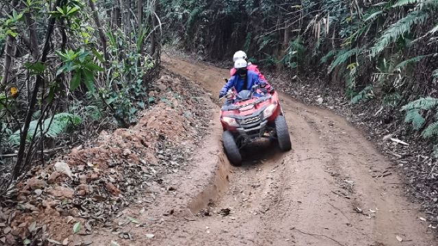廣東廣州白雲區山點水越野俱樂部【團建首選/廣州周邊遊/刺激越野車體驗】