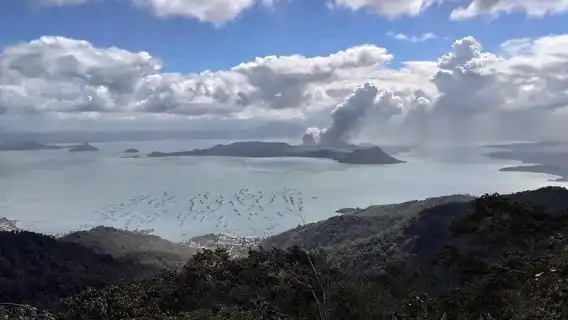Taal Volcano Experience: Scenic Countryside and Volcano Tour