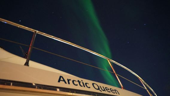 Private Tromsø Northern Lights tour in a luxury yacht