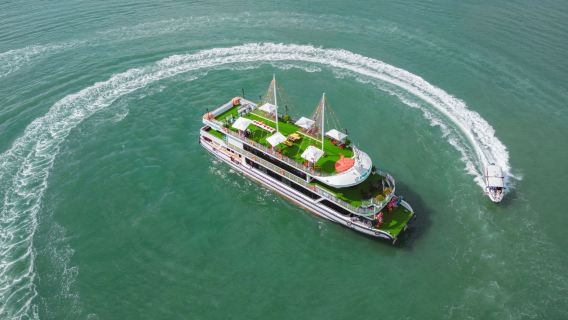 Luxus-Tageskreuzfahrt mit Sightseeing in der Ha-Long-Bucht ab Hanoi|Ha-Long-Bucht|Vietnam