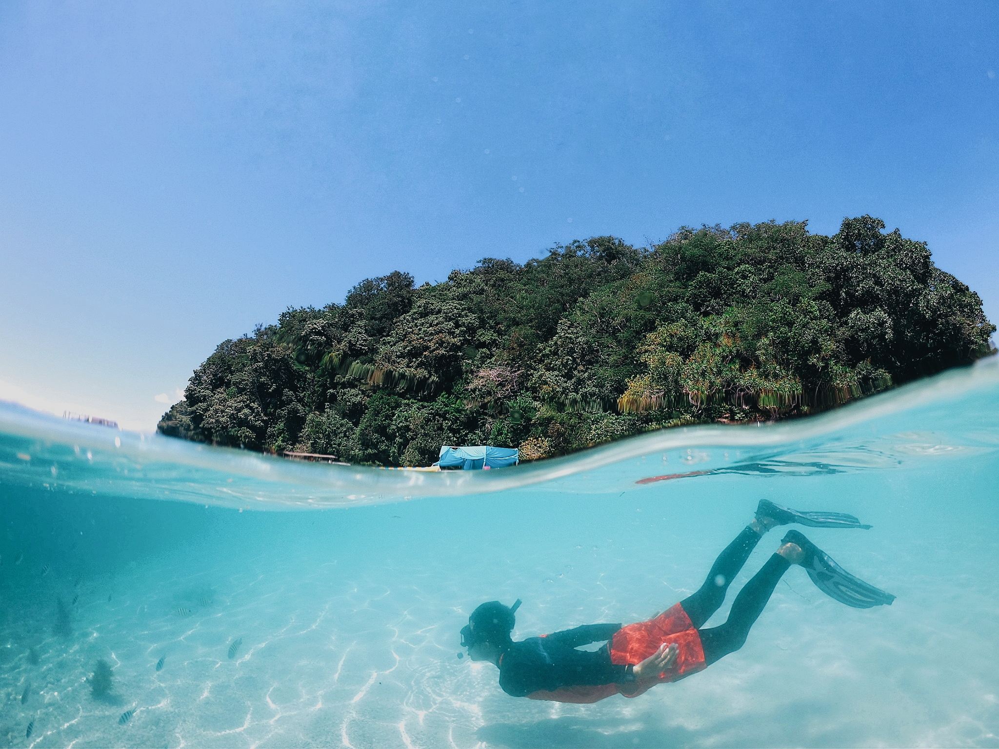 Sabah Kota Kinabalu Moonbay Island Snorkeling/Diving Shared Day Tour