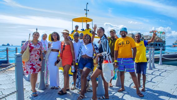 Zanzibar Tour Subacqueo Avventura Blu tra Scogliere e Spiagge