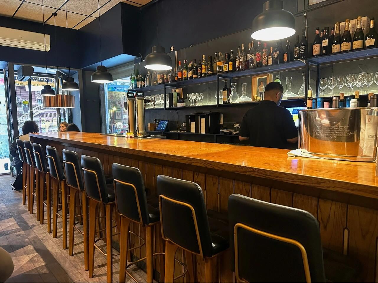 Barcellona, Spagna: servizio di prenotazione per il ristorante alla moda Tapeo