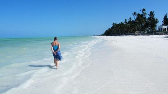 Zanzibar: Private Blue Lagoon & Starfish Snorkeling Tour