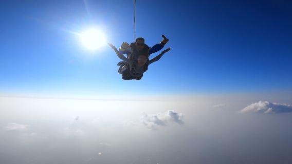 Zhejiang, Anji - Tempahan Rasmi Terjun Udara [Bergelora dalam lautan awan di puncak gunung + rakaman video proses]