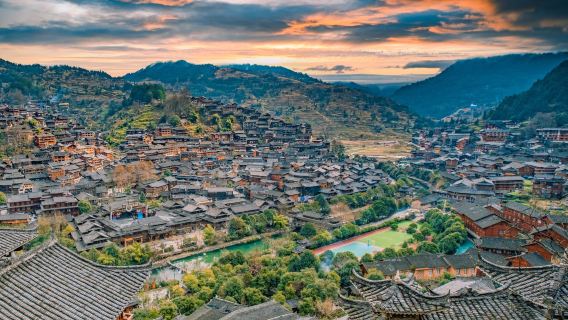 貴州黔東南西江千戶苗寨一日遊【一單一團+非遺蠟染+含入場門票】