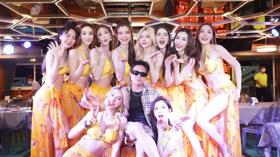 เรือสำราญ ALLSTAR พัทยา การแสดงสุดอลังการ!!! ห้ามพลาด! แบบไทยแท้!! ตั๋วเรือ ALLSTAR การแสดงสาวประเภทสองบนเรือสำราญ